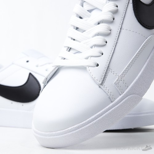 Nike Blazer Low '77 Vintage White Black