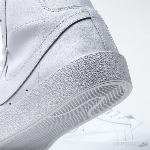 Nike Blazer Mid LX 'Lucky Charm' - White