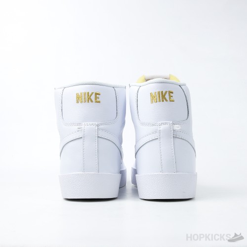 Nike Blazer Mid LX 'Lucky Charm' - White