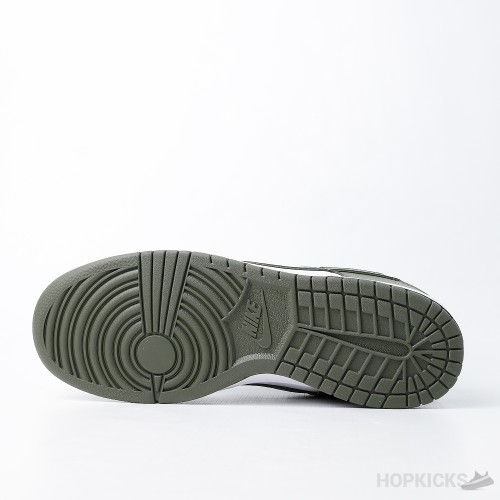 Nike SB Dunk Low Medium Olive (Premium Plus Batch)