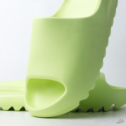 Yeezy Slide Glow Green (Premium Batch)