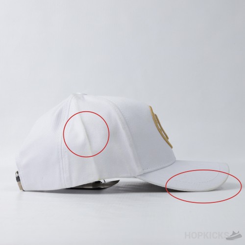 Burberry England Bt Motif Icon White Cap (Slight Stain)