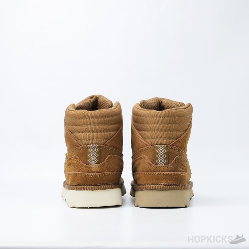 UGG Neumel Boot Chestnut High (Different Sole)