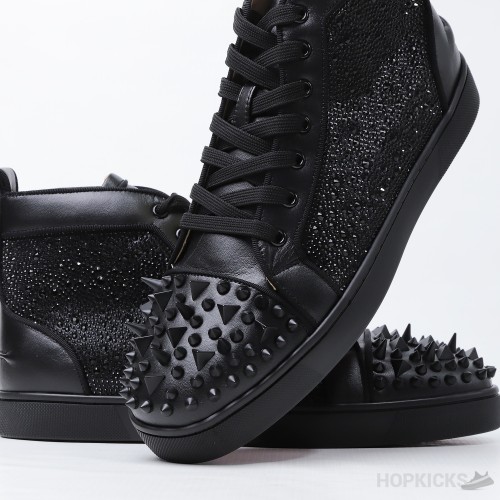 Christian Louboutin Louis Flat Black/Gold Leather (Dot Perfect)