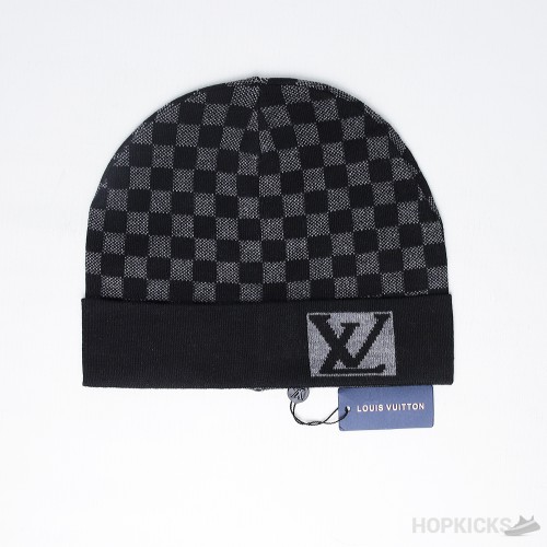 Luxurious Louis Vuitton Signature Beanie Black Grey