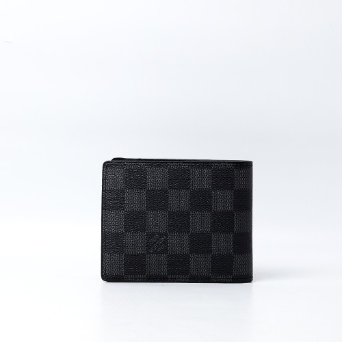 Louis Vuitton Amerigo Wallet (Dot Perfect)