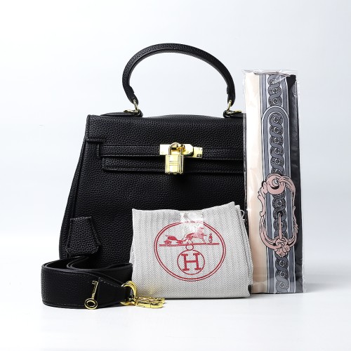 Hermès Kelly Sellier 20 Black Epsom Gold Hardware (Dot Perfect)