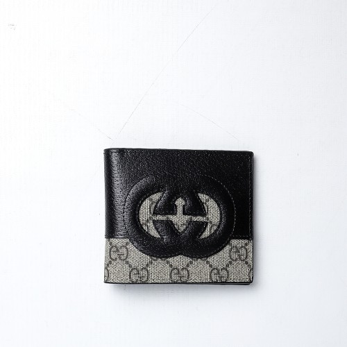 Gucci Wallet With Cut-Out Interlocking G 