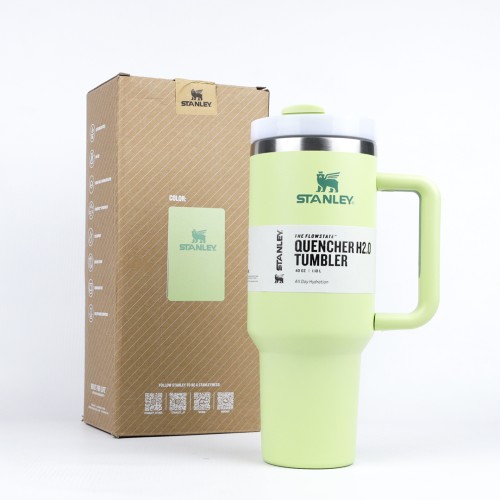 Quencher H2.0 Flowstate Tumbler Dark Green (1.18L) Quencher H2.0 Flowstate Tumbler Dark Green (1.18L)