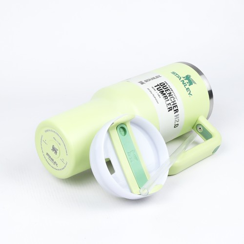 Quencher H2.0 Flowstate Tumbler Dark Green (1.18L) Quencher H2.0 Flowstate Tumbler Dark Green (1.18L)