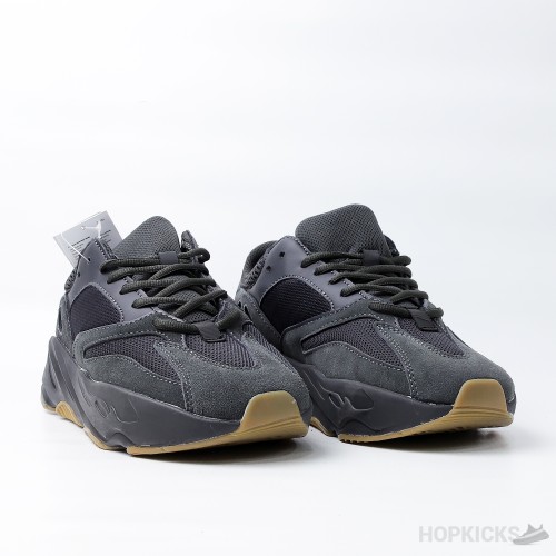 Yeezy Boost 700 Utility Black (2019/2023) (Premium Plus Batch)