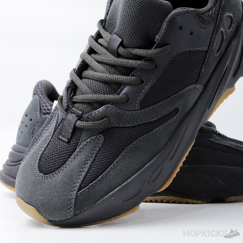 Yeezy Boost 700 Utility Black (2019/2023) (Premium Plus Batch)