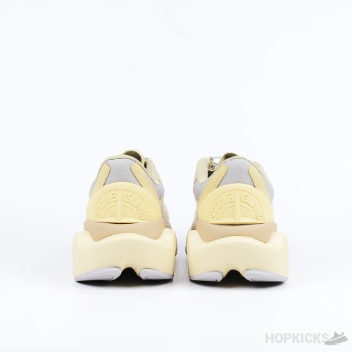 New Balance x Stone Island (Dot Perfect)
