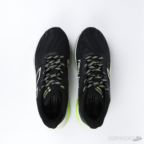 New Balance Fuel Cell SC Trainer v2 (Premium Plus Batch)