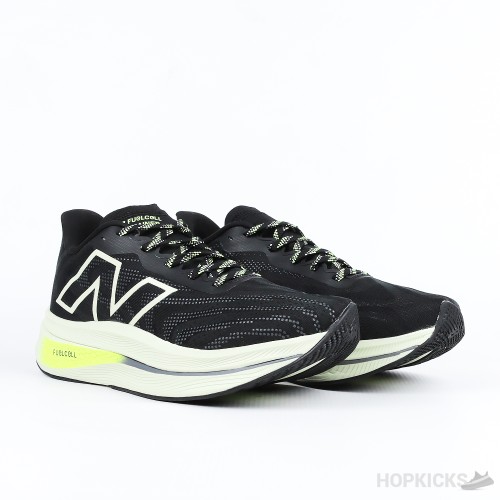 New Balance Fuel Cell SC Trainer v2 (Premium Plus Batch)