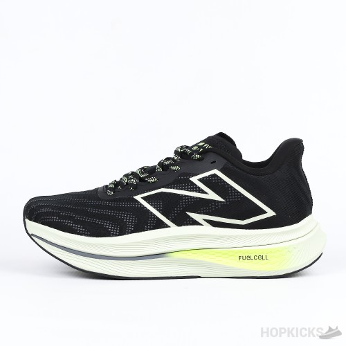 New Balance Fuel Cell SC Trainer v2 (Premium Plus Batch)