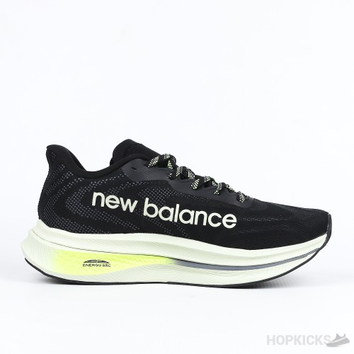 New Balance Fuel Cell SC Trainer v2 (Premium Plus Batch)