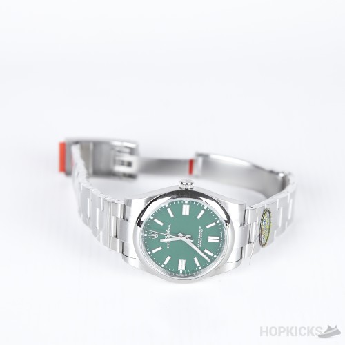 Luxury Watch Oyster Perpetual 41 Green 124300 Clean Factory Swiss Original Movement