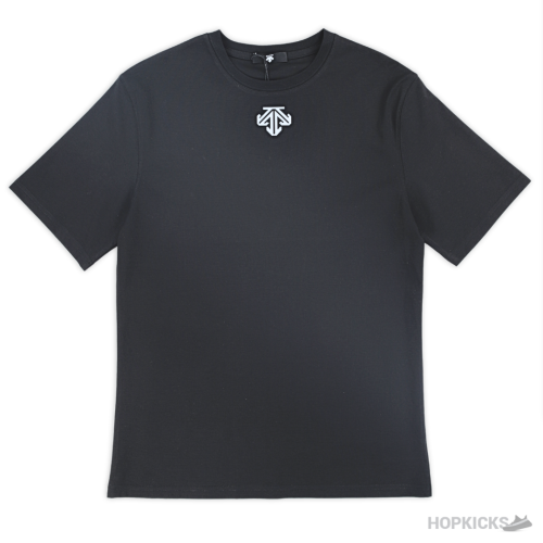 Descente Logo Reflected Printed Black T-Shirt (Imported Premium Finish)