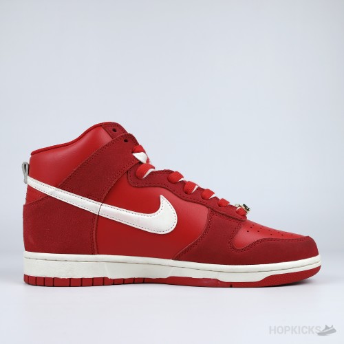 Nike Dunk High "First Use Red" [Without box]