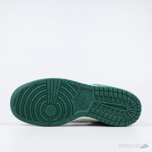 Nike Dunk Low "Pine Green" [Without Box]