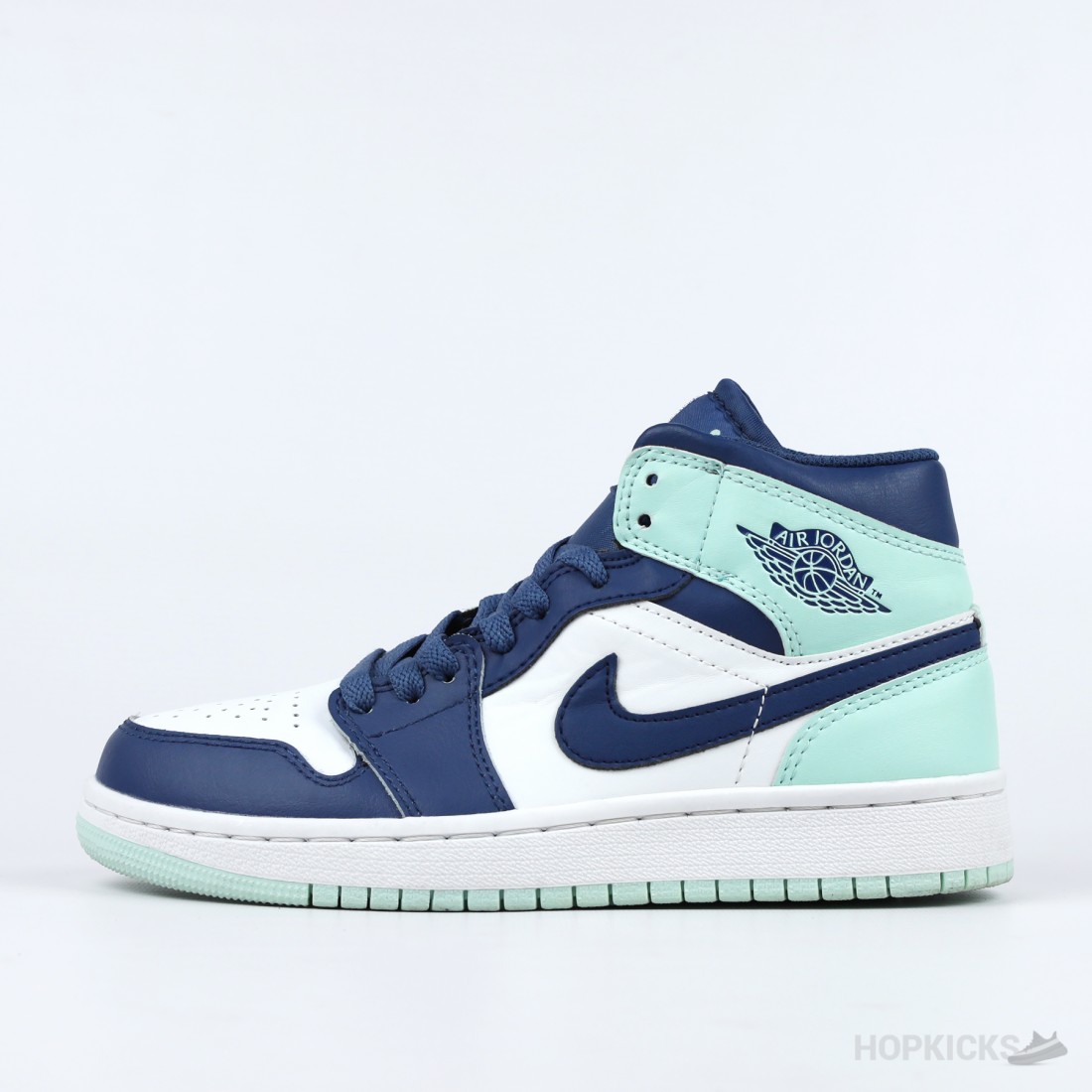 navy blue jordan 1 mid