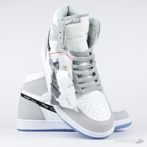 Air Jordan 1 x Dior Retro High