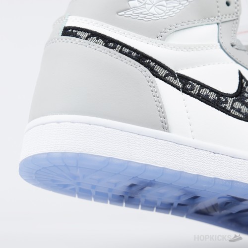 Air Jordan 1 x Dior Retro High