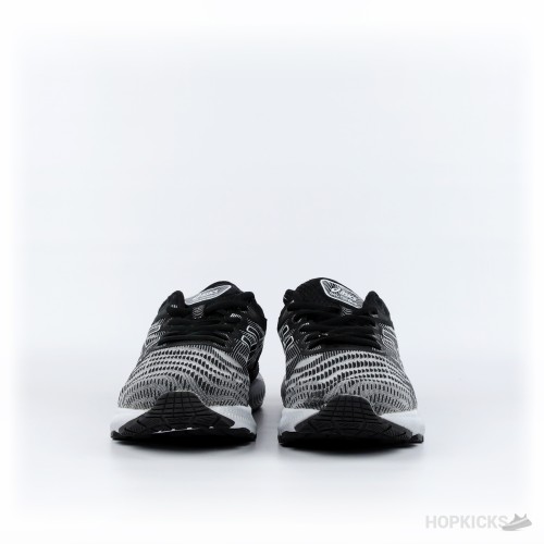 ASICS Gel Nimbus 22 Black White (Premium Batch) (Sole defect)