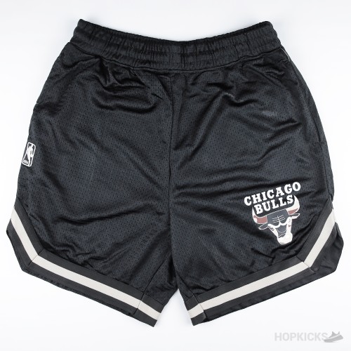 Chicago Bulls NBA Black and White Strip Shorts | Original Product
