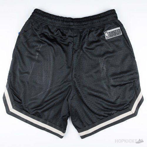 Chicago Bulls NBA Black and White Strip Shorts | Original Product
