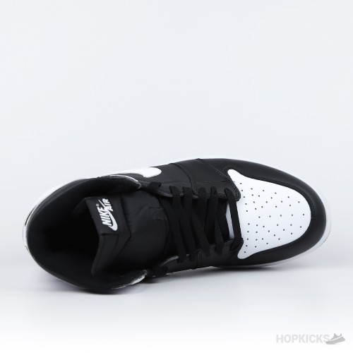Air Jordan 1 Retro High OG Black White