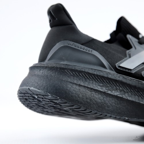 Adidas Ultraboost 5 Tripple Black (Premium Batch)