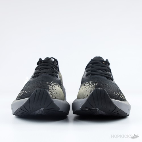 Asics Nova-Blast 4 Black Gold (Premium Batch)