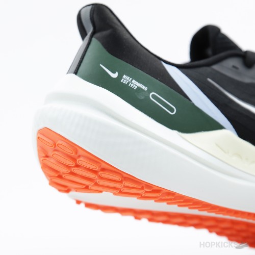 Nike Winflo 10 Black White Orange