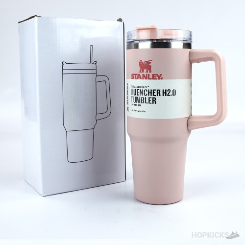 Stanley Quencher H2.0 FlowState Tumbler Red creem 30 oz