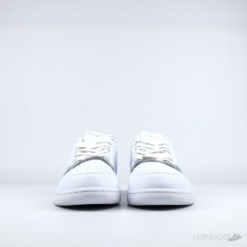 Travis Scott x Air Jordan 1 Low “White Party”