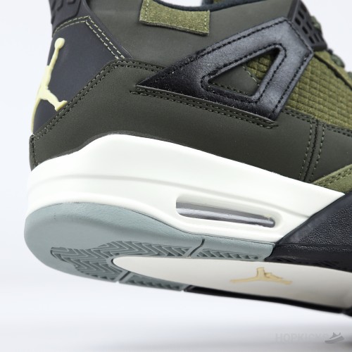 Jordan 4 Retro Undefeated (2005)