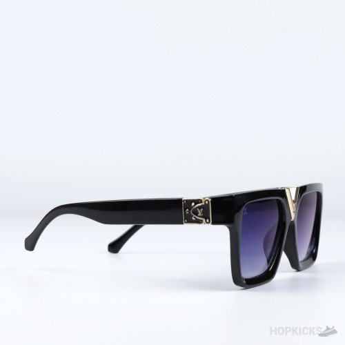 Louis Vuitton Noir Mirage Shades (Premium)