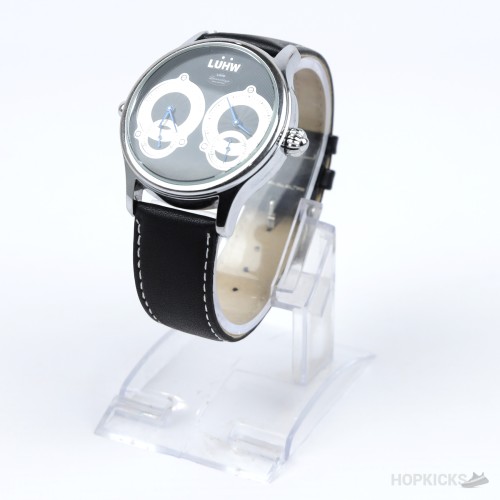 LüHW Grand Heritage Dual Machine Watch With Black Leather Strap LüHW Grand Heritage Dual Machine Watch With Black Leather Strap