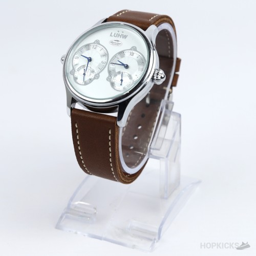 LüHW Classic Dual Machine Watch With Tan Leather Strap LüHW Classic Dual Machine Watch With Tan Leather Strap