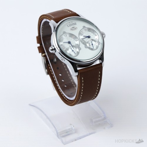 LüHW Classic Dual Machine Watch With Tan Leather Strap LüHW Classic Dual Machine Watch With Tan Leather Strap