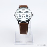 LüHW Classic Dual Machine Watch With Tan Leather Strap LüHW Classic Dual Machine Watch With Tan Leather Strap