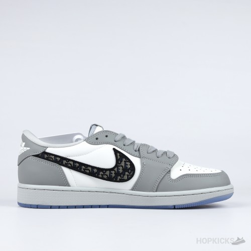 Jordan 1 x Dior Retro Low (Dot Perfect) Jordan 1 x Dior Retro Low (Dot Perfect)