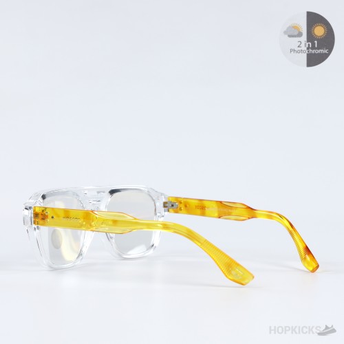 Moscot Honey Photochromic Catalyst (Color Changing Lens) (Premium Batch) Moscot Honey Photochromic Catalyst (Color Changing Lens) (Premium Batch)