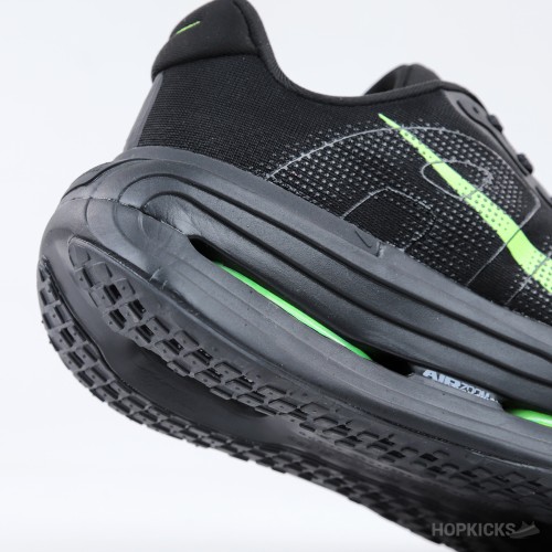Nike Vomero Premium Black Volt