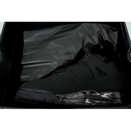 Air Jordan 4“Black Cat