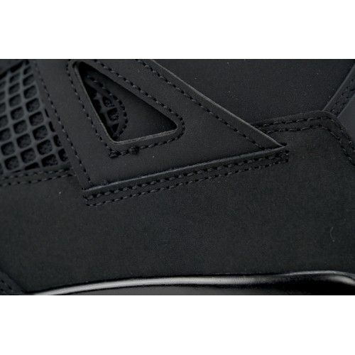 Air Jordan 4“Black Cat