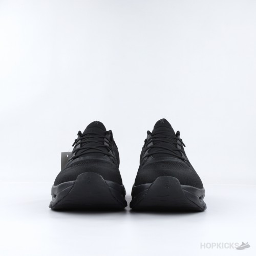 On Running Cloudtilt Triple Black (Premium Plus Batch)