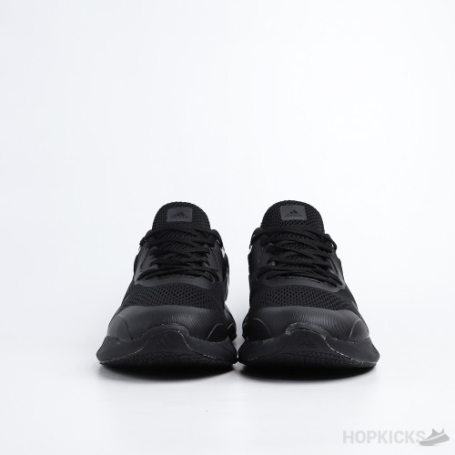 Alphabounce Beyond M Triple Black